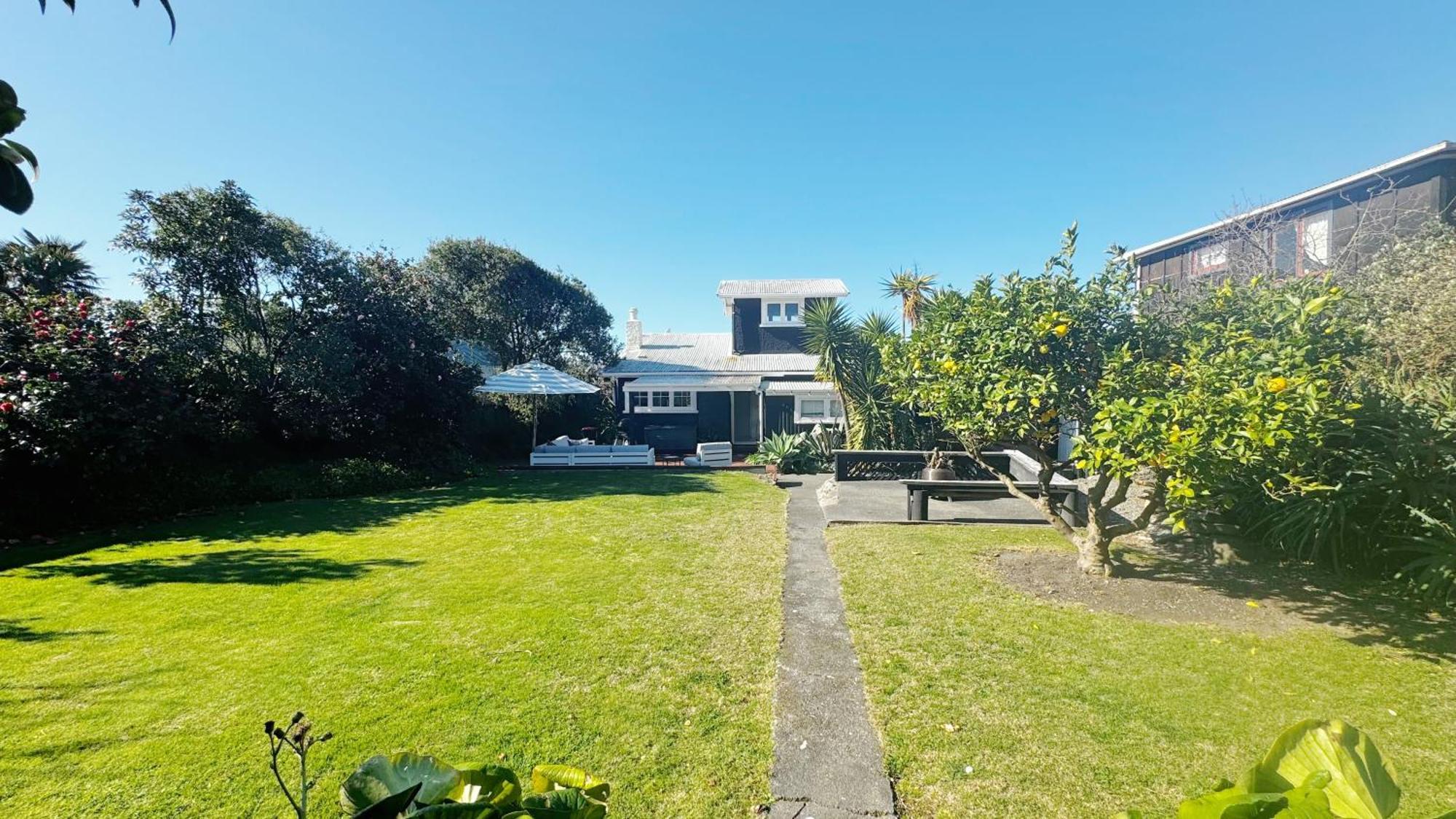 Oceanside Oasis Haumoana